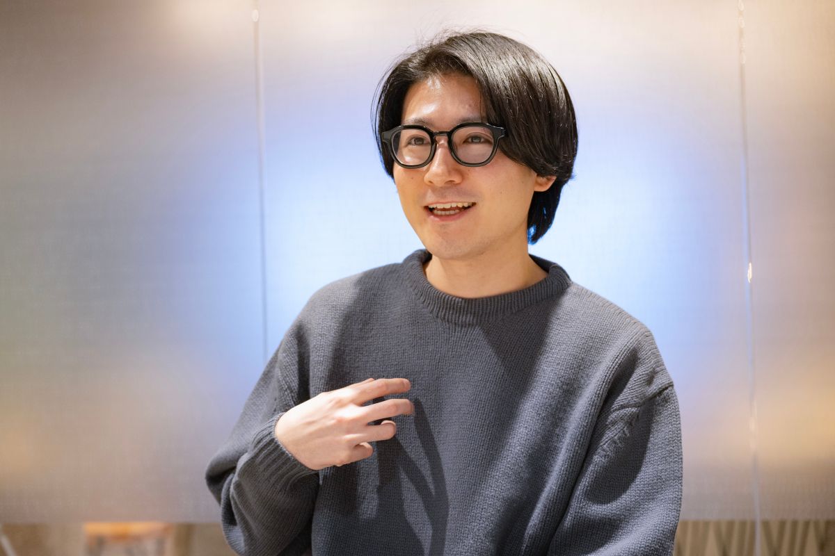 SaaSのプロダクトマネージャーおよびプロダクト企画部部長として働く人のイメージ写真